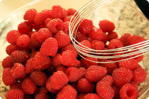 mash raspberries mash raspberries