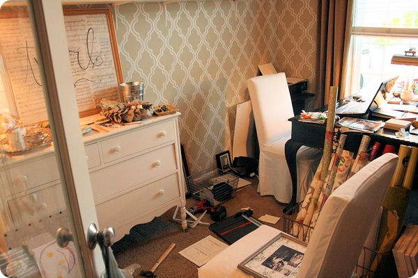 messy office