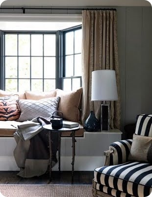 stripe-chair-window-seat
