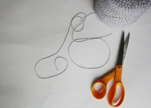 flag-banner---cut-string