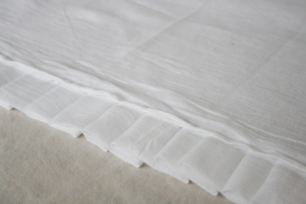 finished-pleated-towel-closeup